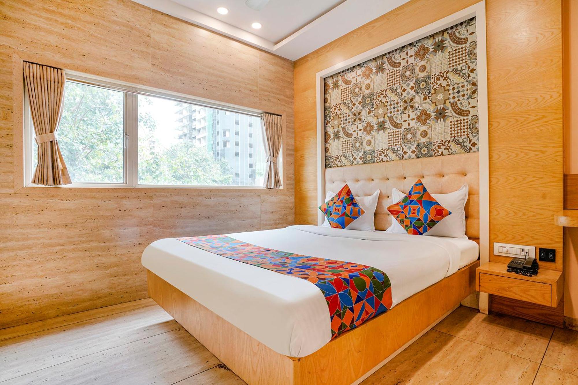 OYO Flagship 17200 Hotel Neelkamal Chembur Mumbai Exterior foto